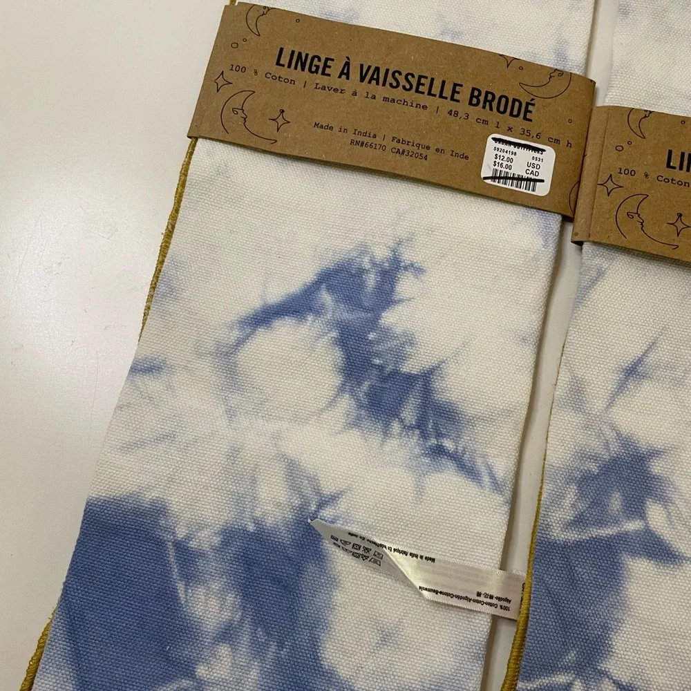 Set of 2 NWT Urban Outfitters Celestial Tie-Dye Tea Towels